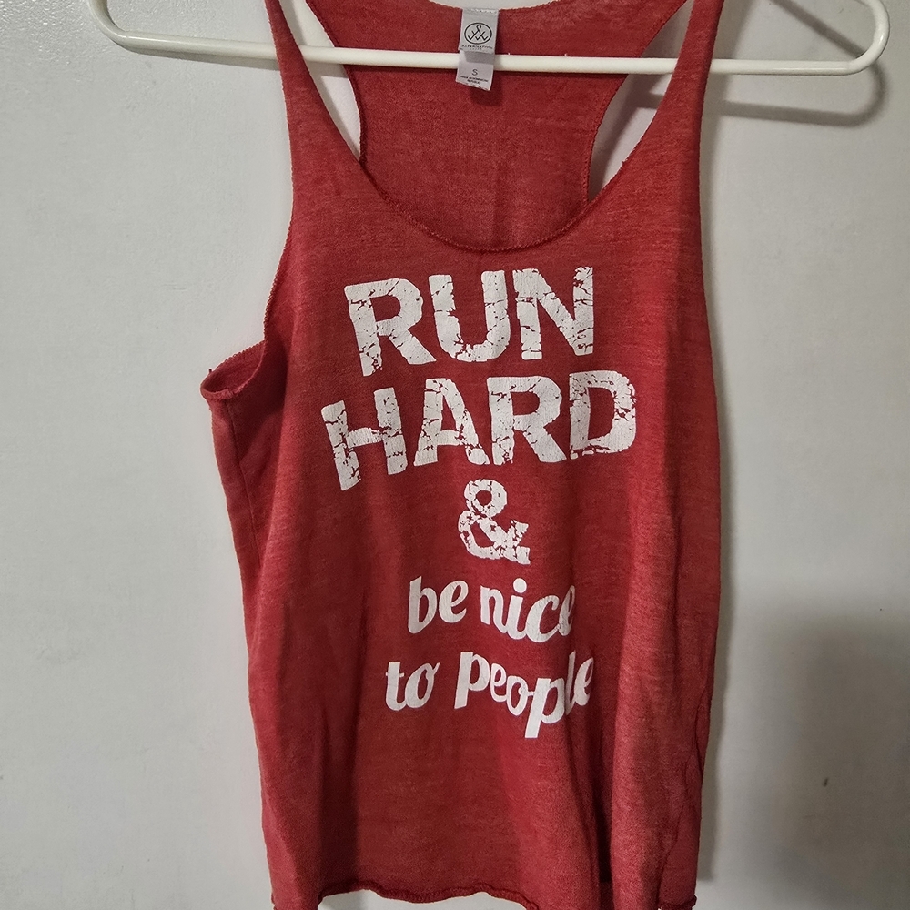 Run Hard Be Nice Tank Top Womens Small Racerback Graphic Workout Shirt Gym